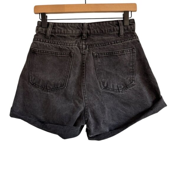 Dissh Faded Wash Black Denim Rolled Cuffed Sumer Shorts Size 8 - Picture 6 of 6
